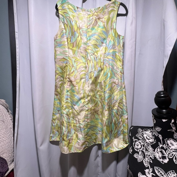 Tiana B. Vibrant Green and Blue Midi Dress Size 12 - Picture 4 of 10